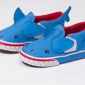 NWOB-Vans Asher Shark Slip-on Size 7.5 Unisex Toddler Shark Shoes. 🦈🦈